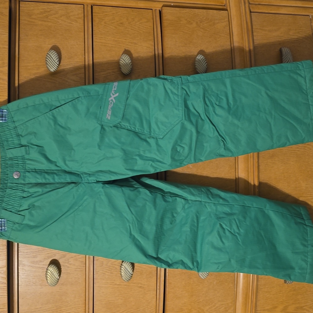 ZeroXposur Vibrant Green Snow Pants